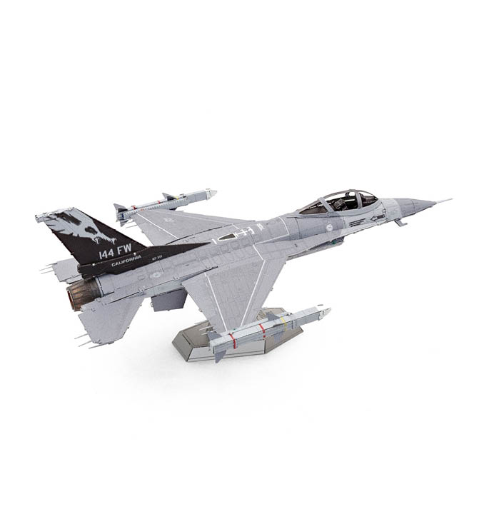 Productvisuals_Modelbouw-Metal-Earth-Falcon-U.S.-Air-Force-4