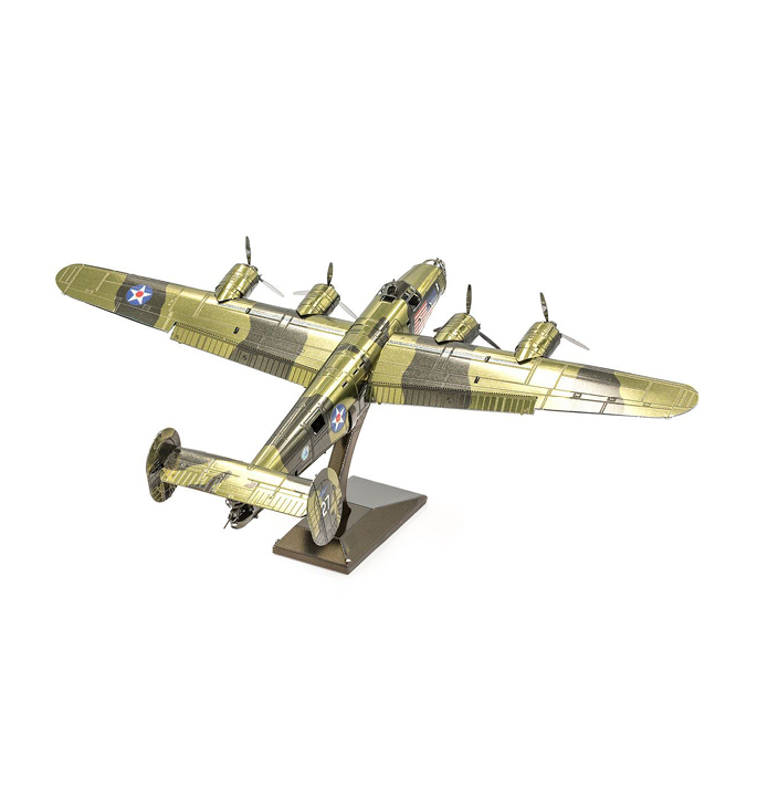 Productvisuals_Modelbouw-Metal-Earth-b24-liberator3-1