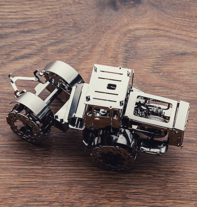 Productvisuals_Modelbouw-Time-For-Machine-hot-tractor4-1