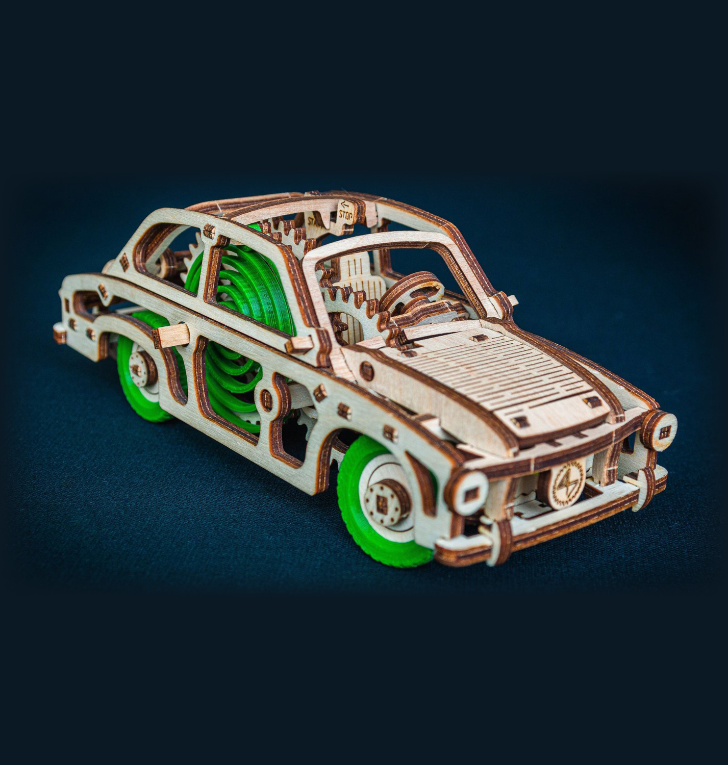 Productvisuals_Modelbouw-Time-For-Machine-polish-legend3-1