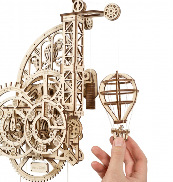 Productvisuals_Modelbouw-Ugears-Aero-Wandklok4-1