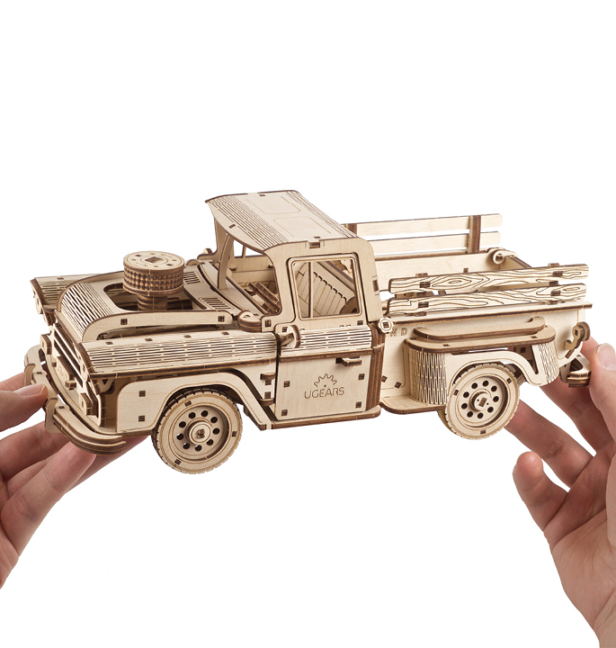 Productvisuals_Modelbouw-Ugears-Houthakkers-Pick-up-6-1