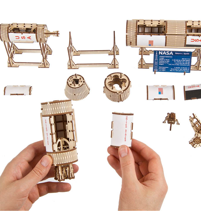 Productvisuals_Modelbouw-Ugears-NASA-Saturn-V-12