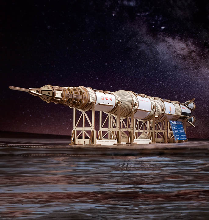 Productvisuals_Modelbouw-Ugears-NASA-Saturn-V-14