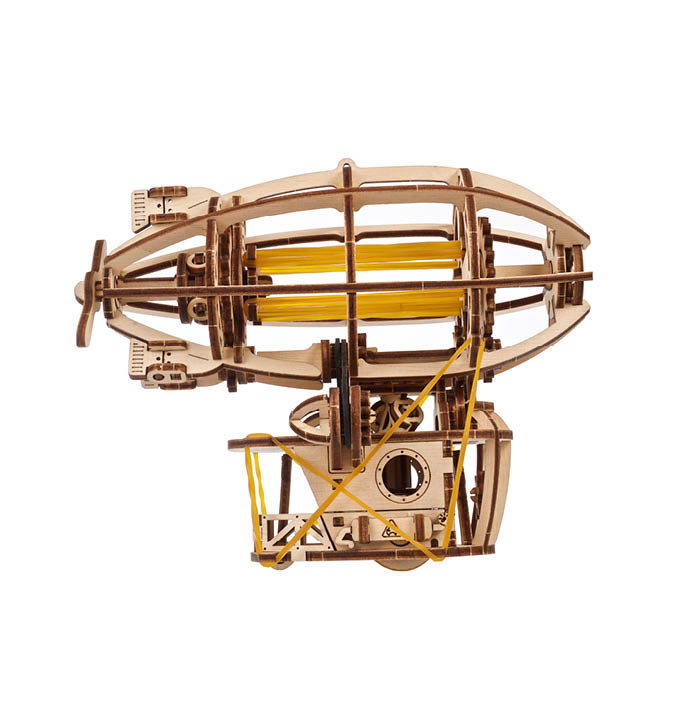 Productvisuals_Modelbouw-Ugears-SMART-Steampunk-luchtschip-2