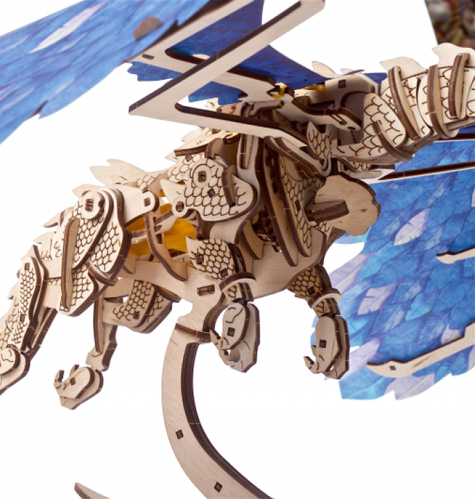 Productvisuals_Modelbouw-Ugears-Storm-Draak4-1