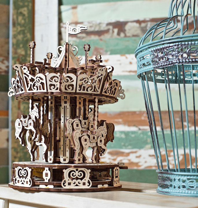 Productvisuals_Modelbouw-Ugears-draaimolen5-1