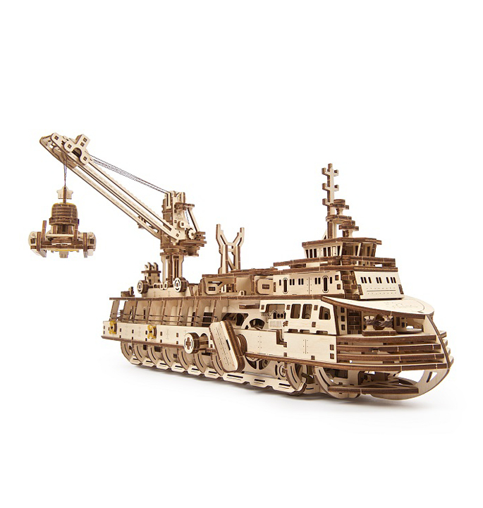 Productvisuals_Modelbouw-Ugears-onderzoeksschip-1