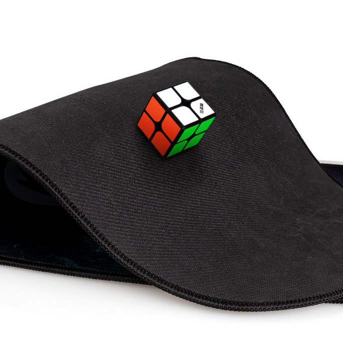 Productvisuals_Speedcubes-QiYi-flash-stacks-cups-mat4-1