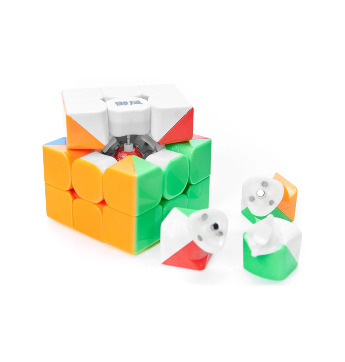 Productvisuals_Speedcubes-Sengso-Yufeng-M-3-1