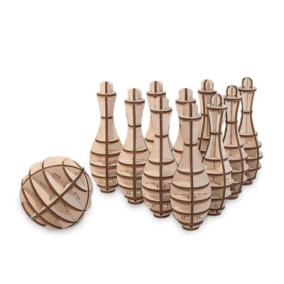 Productvisuals_Modeling-Eco-Wood-Art-mini-bowling