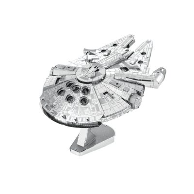 Productvisuals_Modeling-Metal-Earth-iconx-millennium-falcon