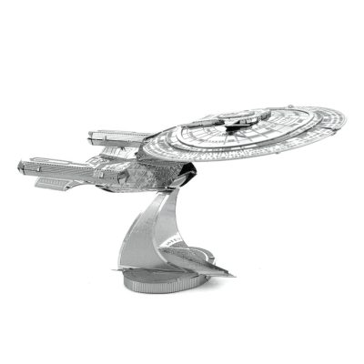 Productvisuals_Modeling-Metal-Earth-star-trek-uss-enterprise