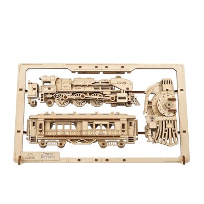 Product visuals_Model building Ugears 2.5D Steam Express