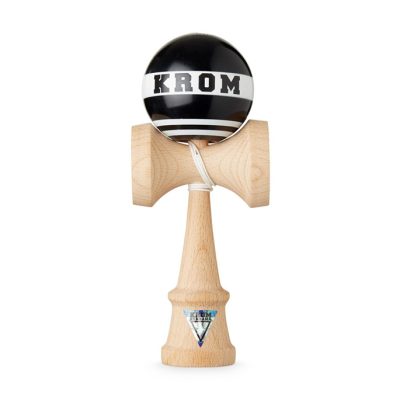 Productvisuals_kendama-krom-strogo-zwart